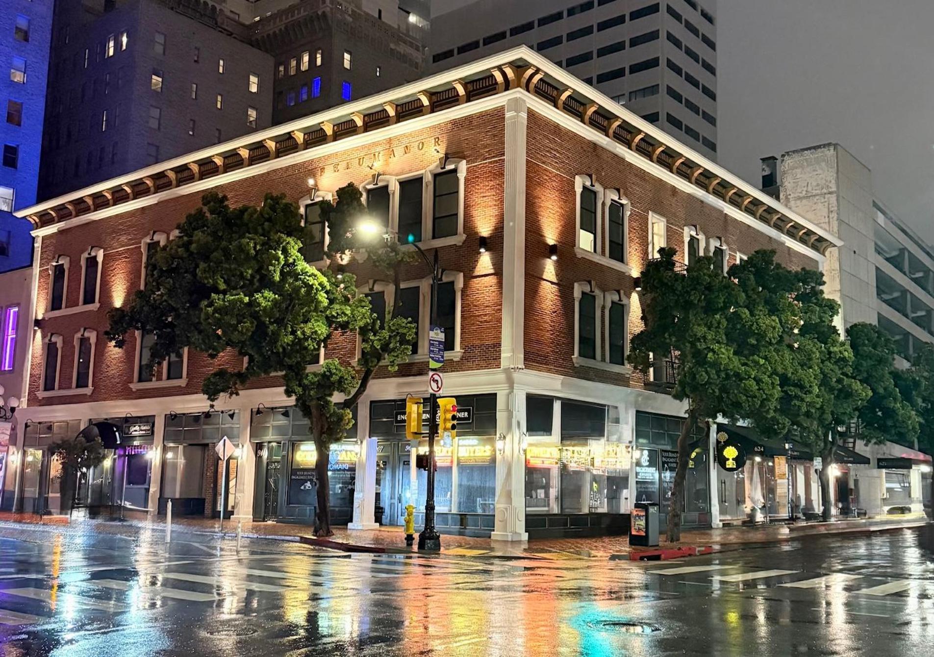 The Beau Hotel Downtown San Diego Gaslamp Quarter Exterior photo